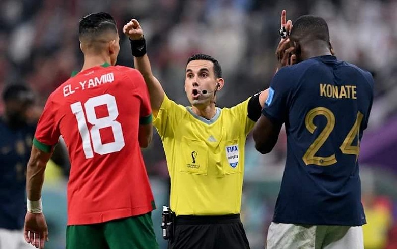 هل يمكن إعادة لعب المباراة بين فرنسا والمغرب؟ حكم المباراة يصرّح