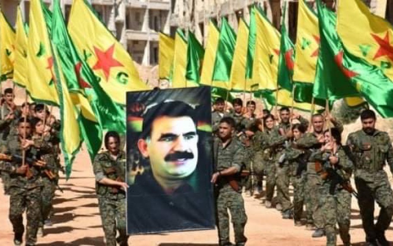 Syrian Kurdistan... A leader within the PKK fled with his escort from rural Derbasiya to Turkey