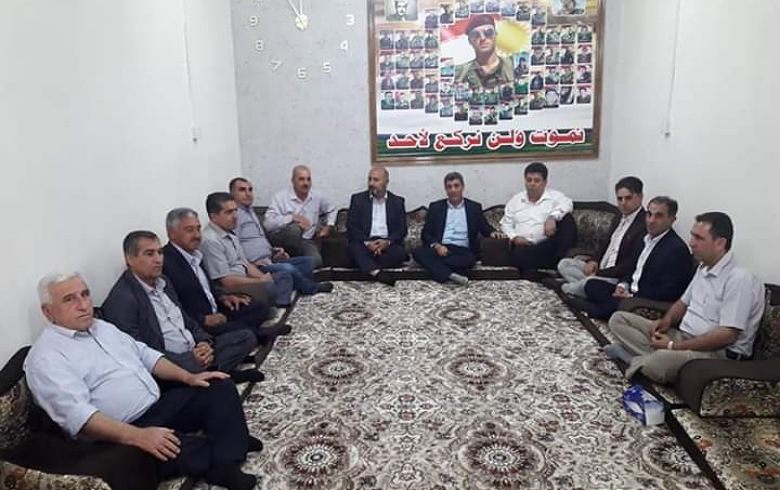 وفد من منظمة دوميز للـ PDK- S يزور عوائل شهداء بيشمركة روج 