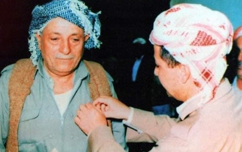 President Barzani offers condolences on the passing of a Peshmerga:  President Barzani offers condolences on the passing of a Peshmerga: