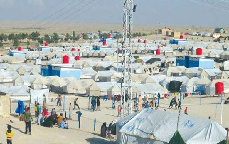 207 Zarokan li kampa holê jiyana xwe dest dane