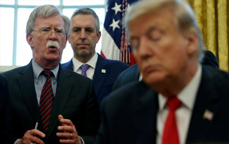 جۆن بۆلتۆن: ئەز باوەرناكم ترامب ب ئارامی ژ كۆچكا سبي دەركەڤە 