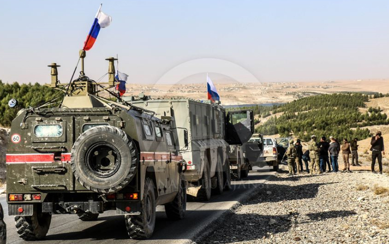 In Syria, the Russian military police take possession of an old US base