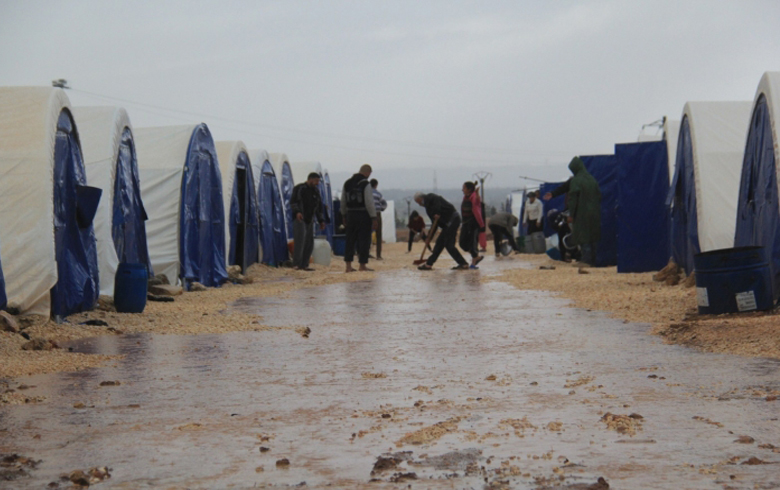Source: The regime, PYD, and Iranian militia prevent the Afrin displaced people from leaving Shahba camps