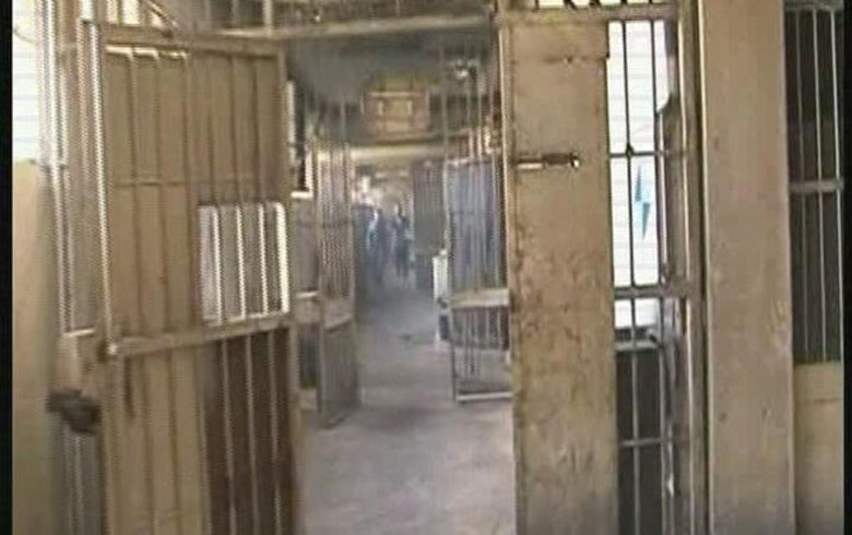 النظام السوري يفرج عن 1500 معتقلا بينهم نساء وأطفال وكورد 