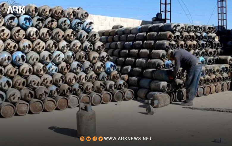 الأهالي مستاؤون.. إدارة PYD ترفع سعر أسطوانة الغاز إلى 10 دولارات بكوردستان سوريا