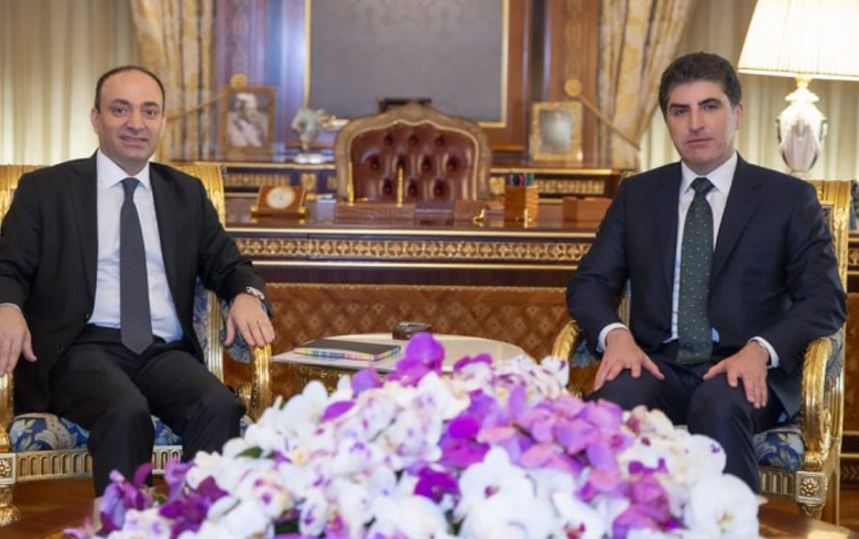 نيجيرفان بارزاني و عثمان بايدمير يؤكدان على 
