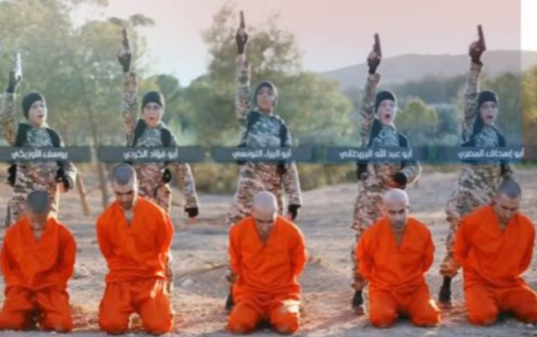 كۆبانێ .. 2 سال سه‌ر ته‌رۆركرنا ئه‌ندامكی په‌ده‌كه‌سێ وچارێ دن ل سه‌ر ده‌ستێ داعشێ ره‌‌ ده‌رباس دبن  