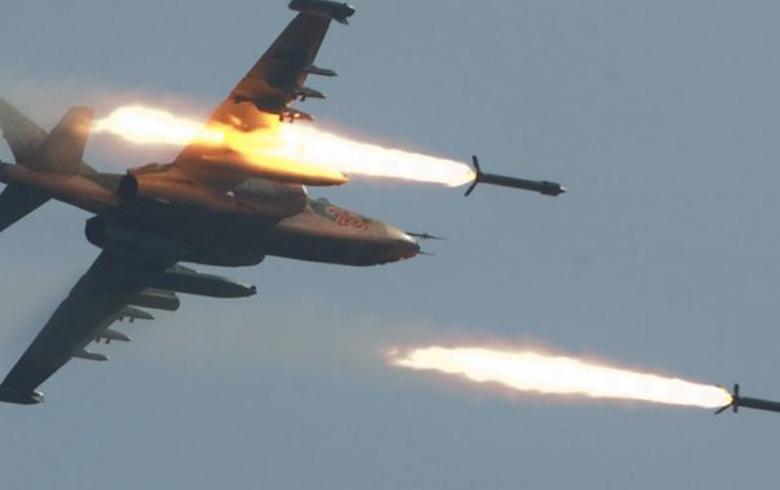 Idlib… Four people killed in Russian airstrikes on camps and headquarters of HTS and rebels west of Idlib