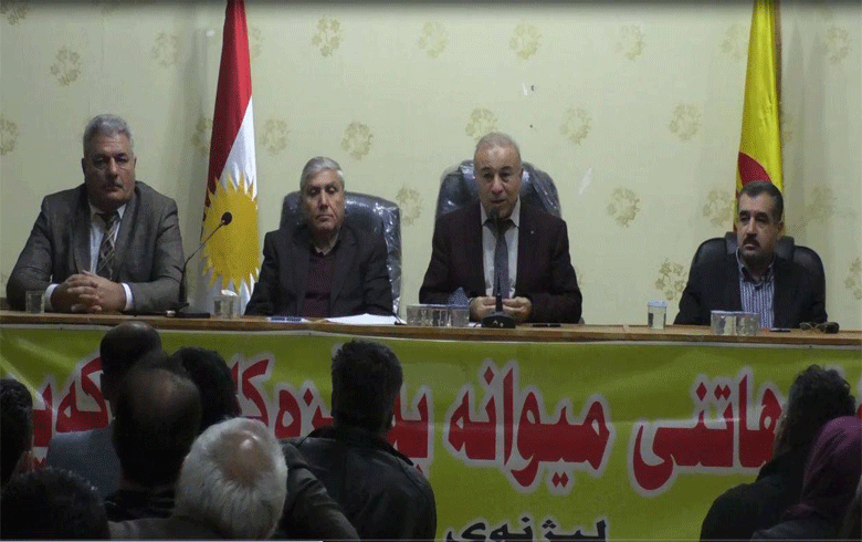 Dr. Abdel Hakim Bashar presents a political lecture for the Kasnazan organization of the PDK-S Dr. Abdel Hakim Bashar presents a political lecture for the Kasnazan organization of the PDK-S