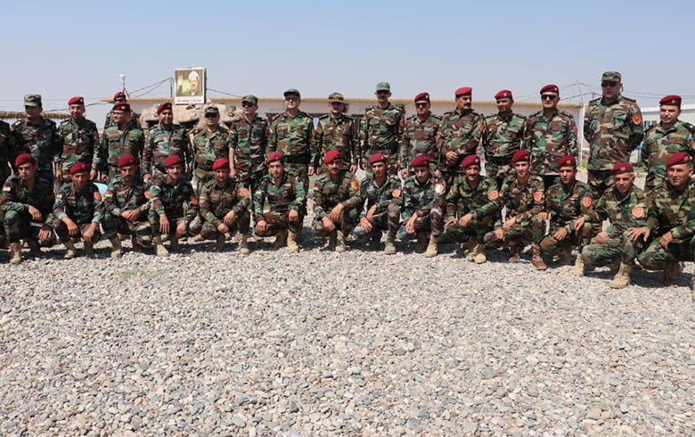 Fermandeyê Giştî yê Pêşmergeyên Leşkerê Roj cejn li eniyên şer de pîroz kir (WÊNE)  