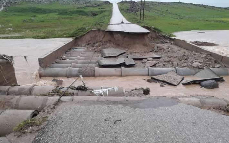 Derik .. The collapse of the bridge of Keshke village 