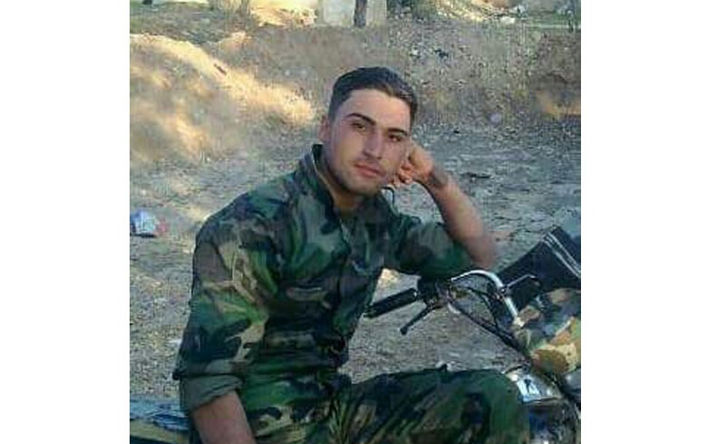 ئه‌ڤه‌ چار سالن جوانه‌كى رۆژئاڤايێ كوردستانێ د له‌شكه‌ريا رێژيما سووريێ ده‌ وه‌ندايه‌