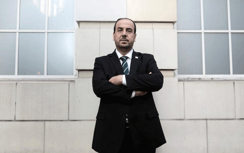 نصر الحريري يوضح أسباب “فشل” اللجنة الدستورية