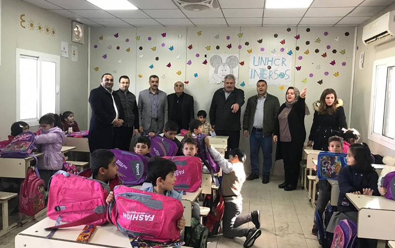 منظمة هولير للحزب الديمقراطي الكوردستاني – سوريا توزع لوزام مدرسية على طلبة كوردستان سوريا 