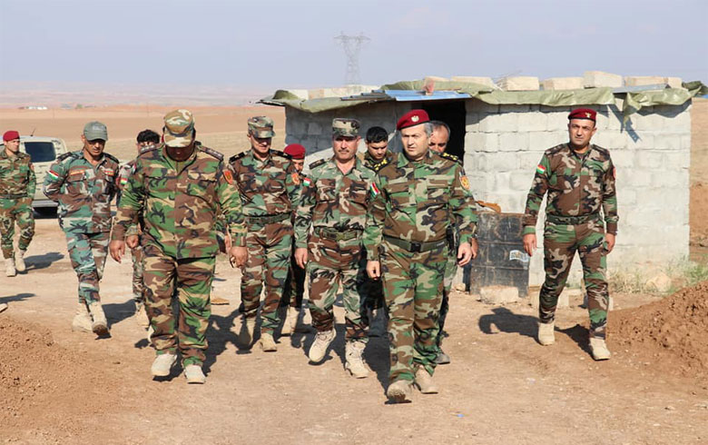 القائد العام لقوات بیشمركة‌ لشكری روج یقوم بجولة على النقاط العسكرية 