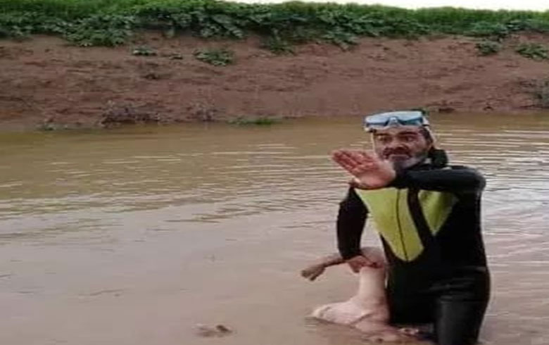 Welatiyekî Qamişlo di goleke avê de jiyana xwe ji da 