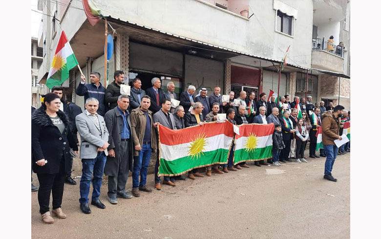 Dirbêsiyê... ENKSê roja Ala Kurdistanî vejand