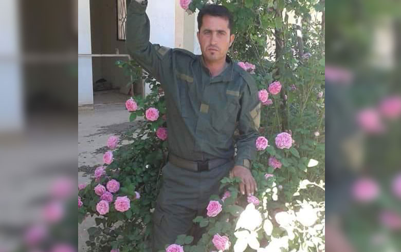 An Arab gunman within the SDF betrays his Kurdish companion and falls him a martyr