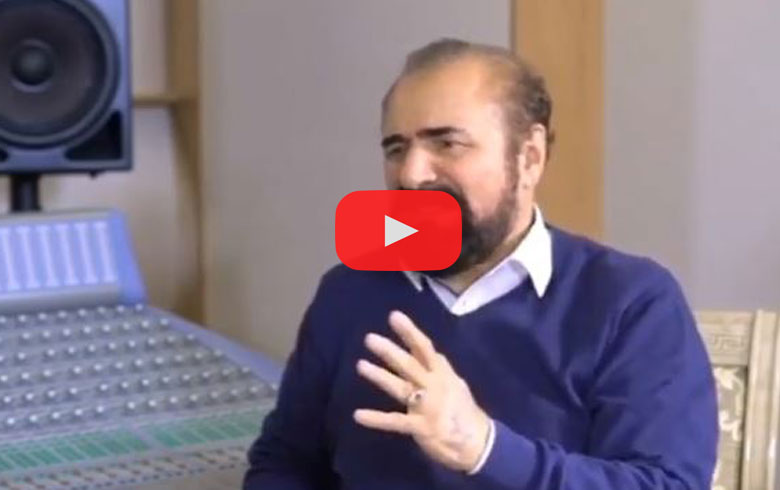 هونه‌رمه‌ند شڤان پرور به‌حسا شه‌رێ عه‌فرینێ دكه‌ 