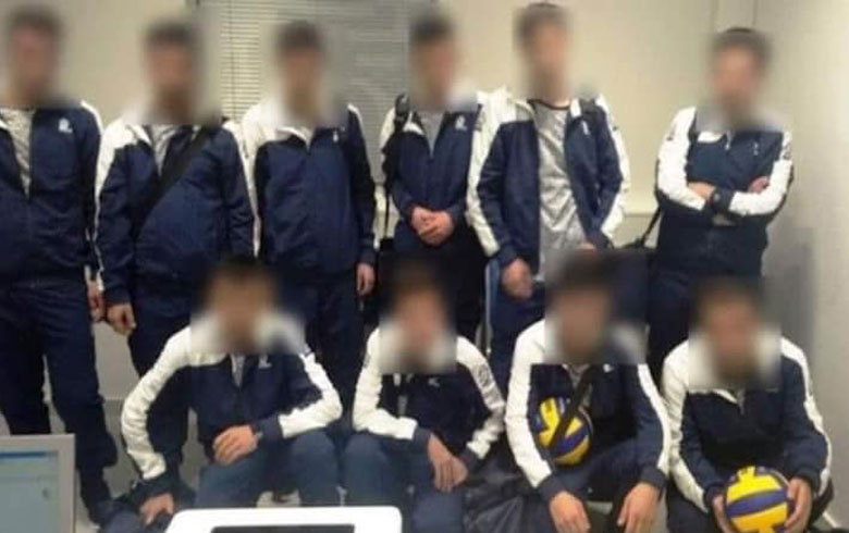Esîna .. Penaberên Sûriyê bi kincên werzişî desthelat xopandibûn