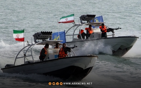 إيران تعلن استهداف زورقا أمريكيا عند مدخل مضيق هرمز إيران تعلن استهداف زورقا أمريكيا عند مدخل مضيق هرمز