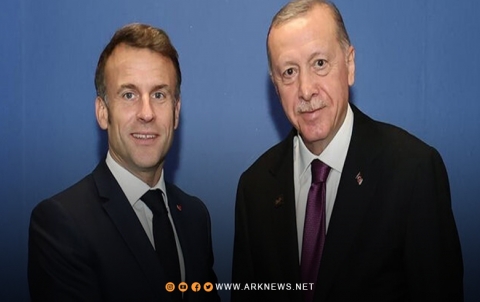 أردوغان يؤكد لماكرون أهمية تعليق الاتحاد الأوروبي العقوبات ضد سوريا