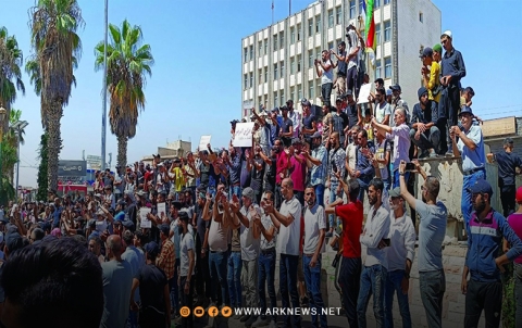 Suwayda city activists stress the continuation of popular protests against the regime