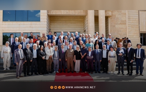 الرئيس بارزاني يثمن عاليا دور فناني كوردستان في توعية الشعب