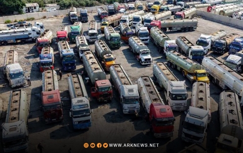 السورية للبترول تعلن انطلاق 400 صهريج لتزويد مختلف المحافظات بالوقود السورية للبترول تعلن انطلاق 400 صهريج لتزويد مختلف المحافظات بالوقود