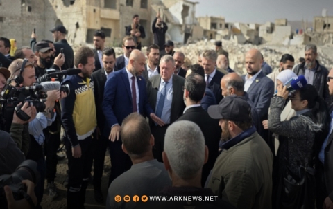 وزير خارجية الدنمارك يتفقد حجم الدمار في حي تشرين بدمشق 