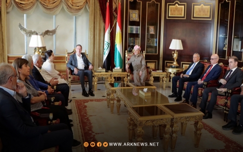 الرئيس بارزاني يستقبل وفدا من حزب المساواة وديمقراطية الشعوب  الرئيس بارزاني يستقبل وفدا من حزب المساواة وديمقراطية الشعوب