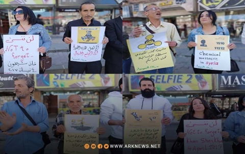 متظاهرو السويداء يستذكرون ضحايا مجزرة خان شيخون 