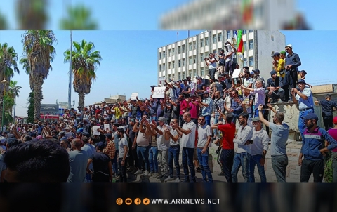 أبناء السويداء يجددون المطالبة بإسقاط النظام وتطبيق القرار الدولي 2254 