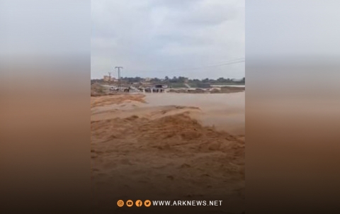 السيول تقطع الطريق بين سوريا والعراق 
