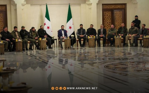 الفصائل المسلحة تتفق على حل نفسها والاندماج تحت مظلة وزارة الدفاع السورية الفصائل المسلحة تتفق على حل نفسها والاندماج تحت مظلة وزارة الدفاع السورية
