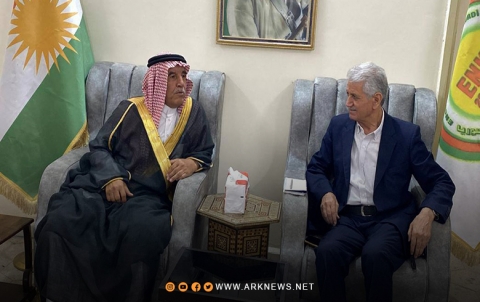 رئيس المجلس الوطني الكوردي وشيخ عشيرة الجوالة يؤكدان على تعزيز قيم التعايش المشترك رئيس المجلس الوطني الكوردي وشيخ عشيرة الجوالة يؤكدان على تعزيز قيم التعايش المشترك