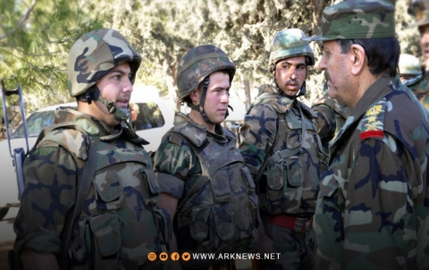 النظام السوري يستغل حالة فقر المواطنين ويفتح باب التطوع لديه بمزايا وإغراءات النظام السوري يستغل حالة فقر المواطنين ويفتح باب التطوع لديه بمزايا وإغراءات