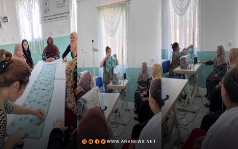 بارزاني الخيرية تفتتح دورة حول أسس الخياطة في مخيم باسرمة 