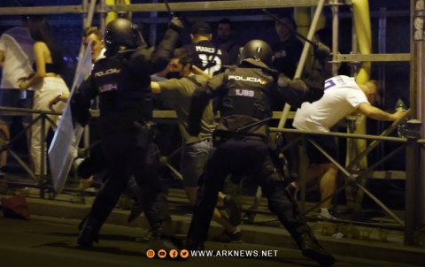 باريس تشهد حالتي وفاة ومئات حالات الاعتقال 