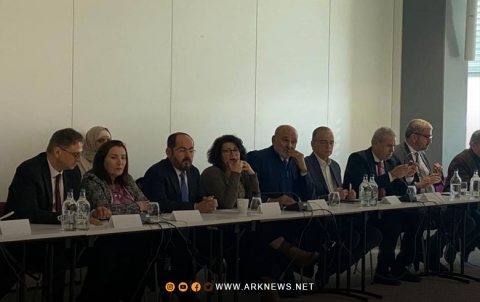Bi amadebûna nûnerê ENKSê.. Desteya Danûstankara Sûriyê li Cinêvê ye