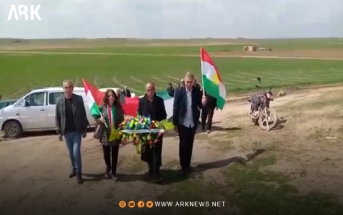 المجلس المحلي للـENKS يزور ضريح الشهيد جوان القطنة المجلس المحلي للـENKS يزور ضريح الشهيد جوان القطنة