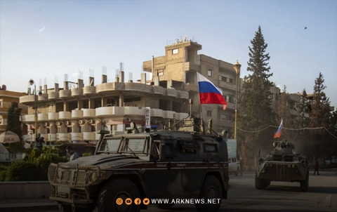 رغم الاستـ.ـهداف التركي.. القوات الروسية تسير دورية استطلاعية في مدينة قامشلو 