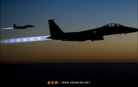 مقـ.ـتل وإصابة 20.. ضربات جوية على مواقع للميليـ.ـشيات بدير الزور مقـ.ـتل وإصابة 20.. ضربات جوية على مواقع للميليـ.ـشيات بدير الزور