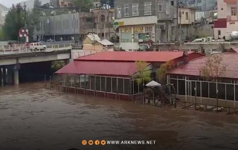 بتوجيه من الرئيس بارزاني.. تعويض 410 أُسر متضررة من الفيضانات في زاخو 