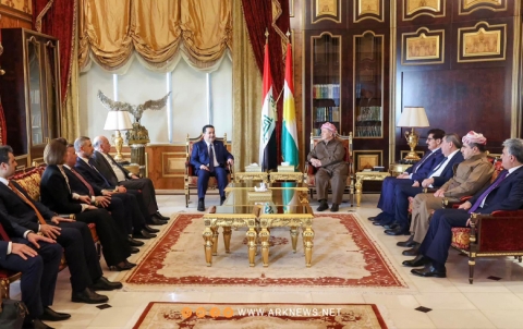 الرئيس بارزاني يقيم مأدبة غداء لرئيس الوزراء العراقي
