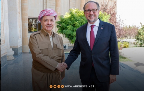 الرئيس بارزاني يؤكد على أن الحوار هو السبيل لحل المشاكل العالقة بين أربيل وبغداد الرئيس بارزاني يؤكد على أن الحوار هو السبيل لحل المشاكل العالقة بين أربيل وبغداد