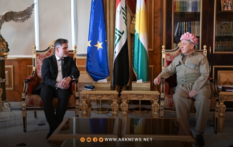 الرئيس بارزاني يستقبل سفير الاتحاد الأوروبي في العراق الرئيس بارزاني يستقبل سفير الاتحاد الأوروبي في العراق