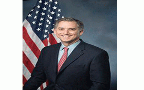 سیناتۆرەكی ئەمەریكی: ئەسەد تاوانبارێ شەرە و دەم ژبۆ خوەشكرنا پەیوەندیان نە گونجاوە 