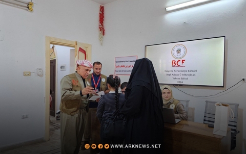 عفرين.. بارزاني الخيرية توزع المساعدات النقدية على عشرات الأعزة عفرين.. بارزاني الخيرية توزع المساعدات النقدية على عشرات الأعزة
